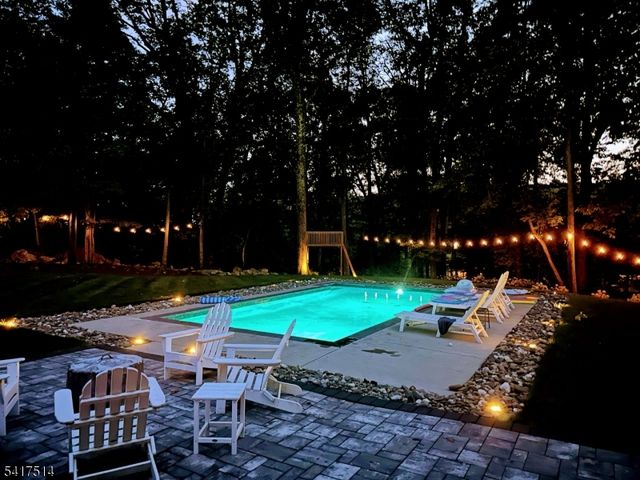 5 Buddy Ln, Mendham Twp., NJ 07945