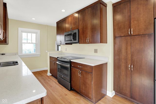 6150 N Park Avenue, Indianapolis, IN 46220