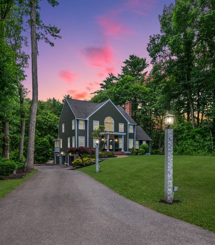 8 Coventry Lane, Derry, NH 03038