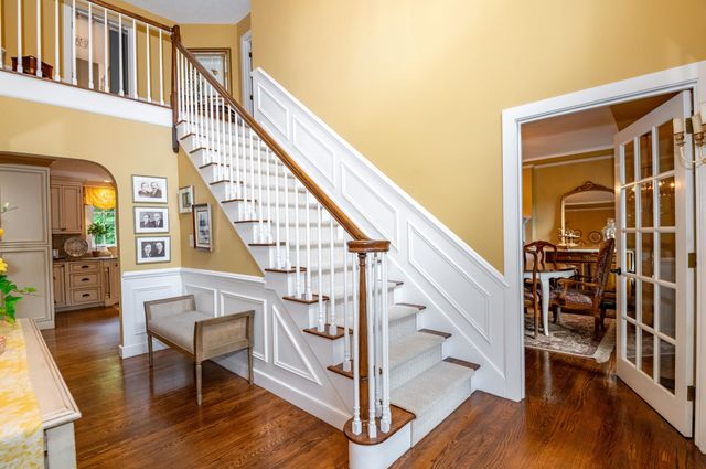 8 Coventry Lane, Derry, NH 03038