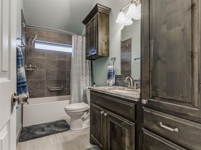 7528 NW 133rd Street, Oklahoma City, OK 73142
