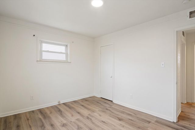 6331 Helen Street, Garden City, MI 48135