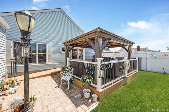 71 Seawane Road, East Rockaway, NY 11518