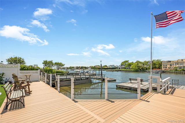 71 Seawane Road, East Rockaway, NY 11518