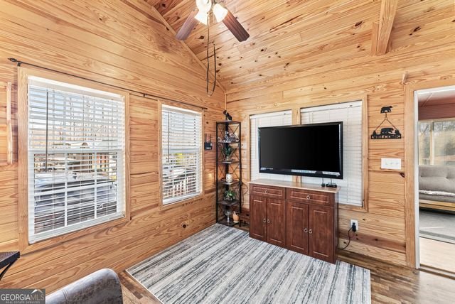 19 Wapiti Lane, Cleveland, GA 30528