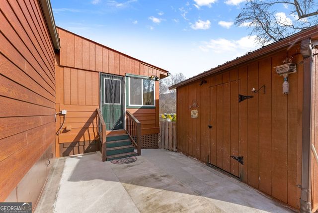 19 Wapiti Lane, Cleveland, GA 30528