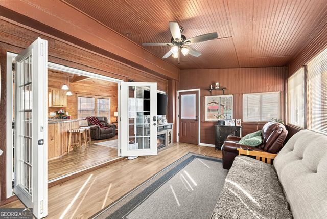 19 Wapiti Lane, Cleveland, GA 30528