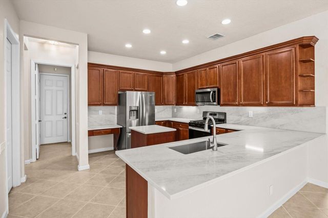 206 NW Magnolia Lakes Boulevard, Port St. Lucie, FL 34986