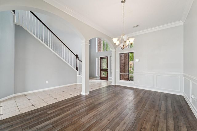 305 Harbor Circle, Montgomery, TX 77356