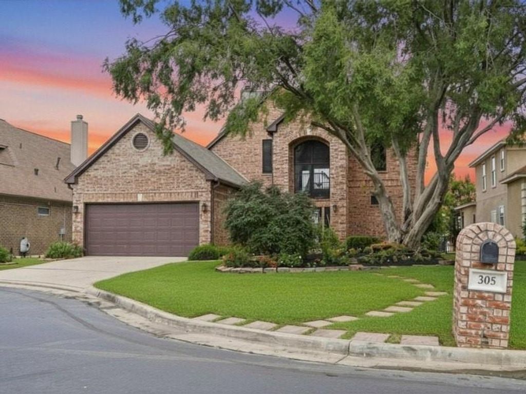 305 Harbor Circle, Montgomery, TX 77356