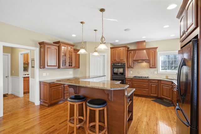 1702 DUNHILL WAY, Columbia, MO 65203