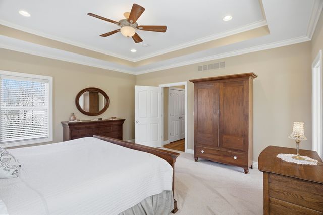 1702 DUNHILL WAY, Columbia, MO 65203