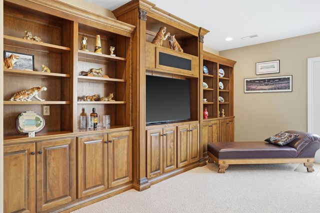 1702 DUNHILL WAY, Columbia, MO 65203