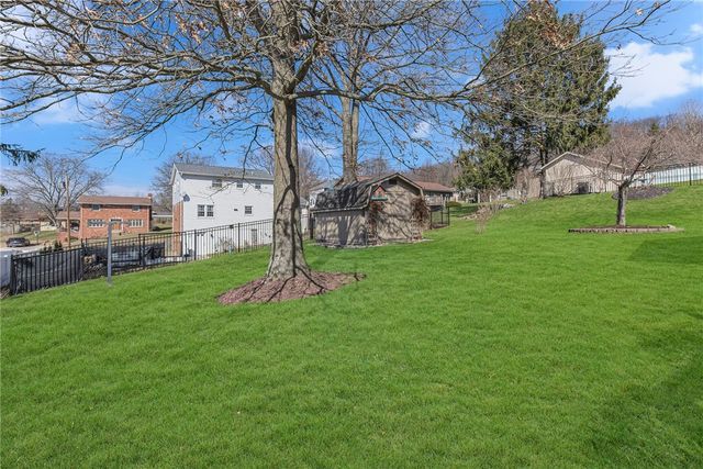 1112 FAIRLANE, Hopewell Twp, PA 15001