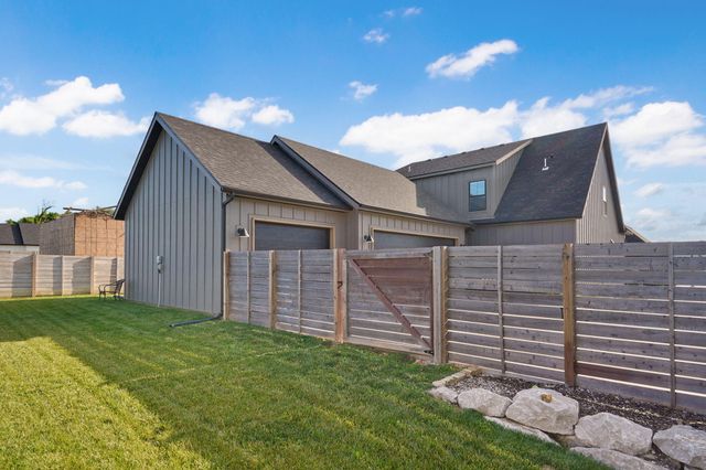 1304 S Wilder Trail, Republic, MO 65738