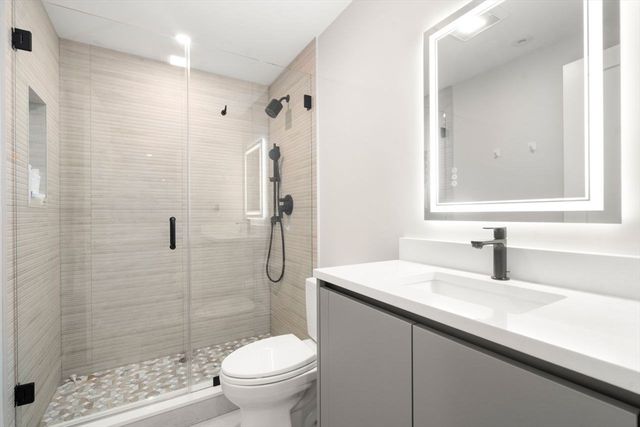 116 Thorndike St 1A, Brookline, MA 02446