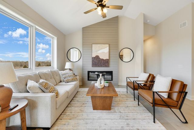1457 Otter Way, New Richmond, WI 54017