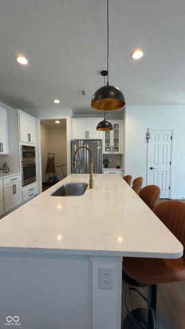 6887 Pine Vail Boulevard, Mccordsville, IN 46055