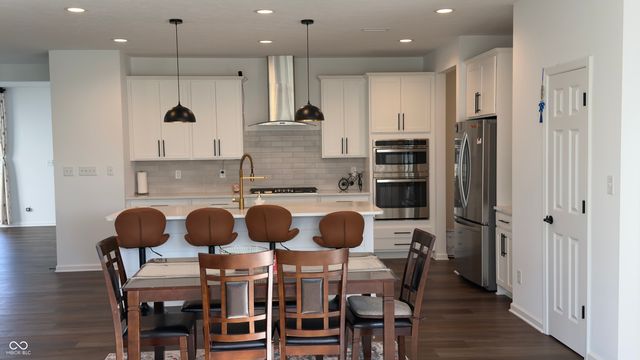 6887 Pine Vail Boulevard, Mccordsville, IN 46055