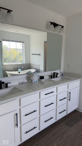 6887 Pine Vail Boulevard, Mccordsville, IN 46055