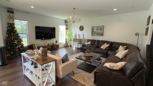 6887 Pine Vail Boulevard, Mccordsville, IN 46055