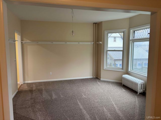 108 W Calverley Avenue, Houghton, MI 49931