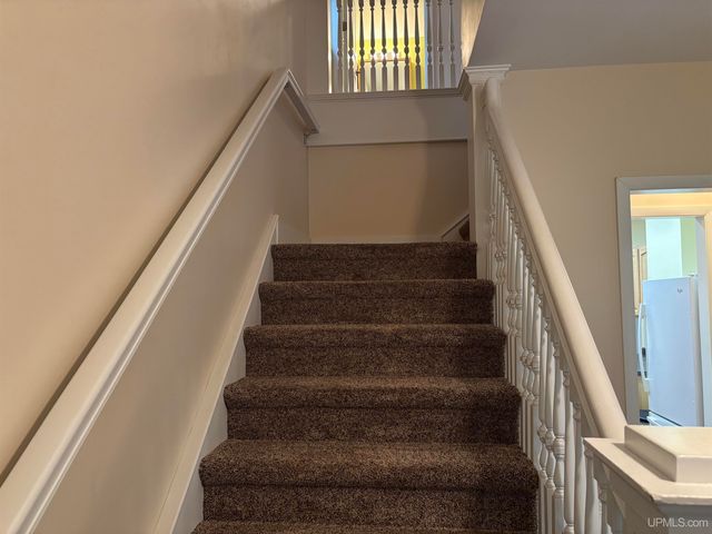 108 W Calverley Avenue, Houghton, MI 49931