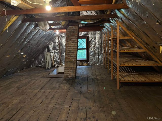 108 W Calverley Avenue, Houghton, MI 49931