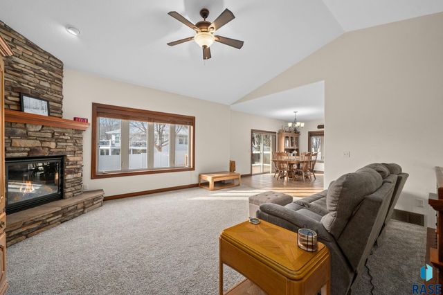 3105 Miramar Cir Circle, Sioux Falls, SD 57108