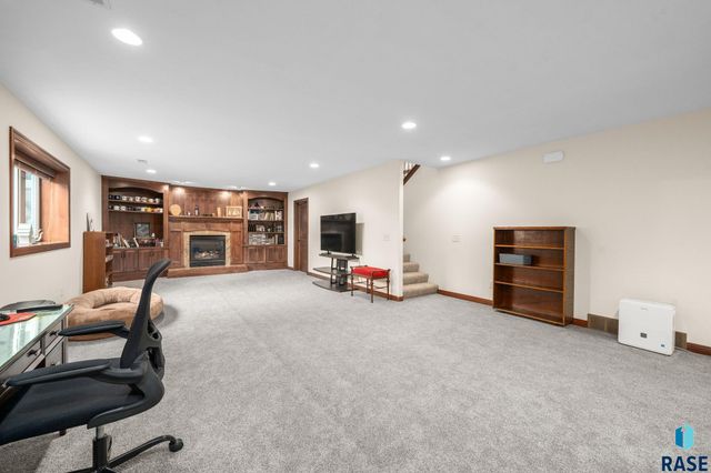 3105 Miramar Cir Circle, Sioux Falls, SD 57108