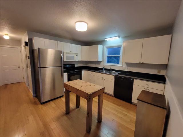 48 Wayland Trail 2, Narragansett, RI 02882