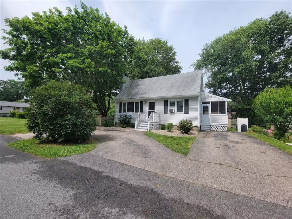 48 Wayland Trail 2, Narragansett, RI 02882