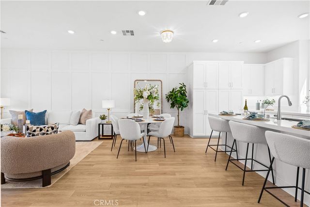 275 Sash, Irvine, CA 92618