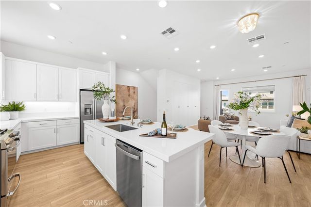 275 Sash, Irvine, CA 92618