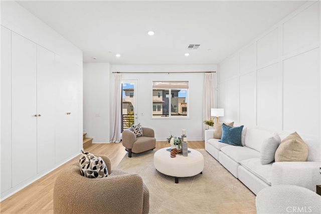 275 Sash, Irvine, CA 92618