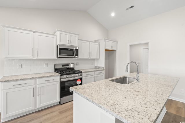 936 Woodside Dr., Conway, SC 29526