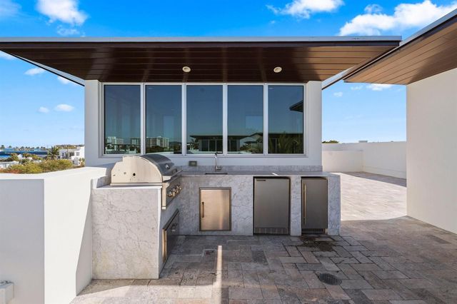 238 Shore Court, Lauderdale By The Sea, FL 33308