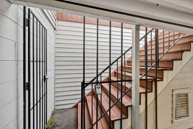 367 Huntington Ridge Dr, Nashville, TN 37211