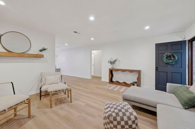 367 Huntington Ridge Dr, Nashville, TN 37211