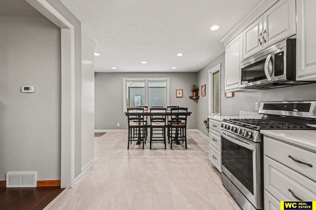 9887 County Road 7, Nickerson, NE 68044