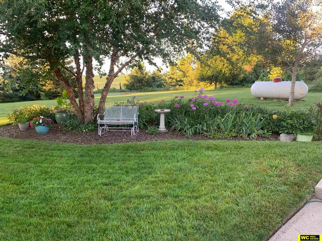 9887 County Road 7, Nickerson, NE 68044