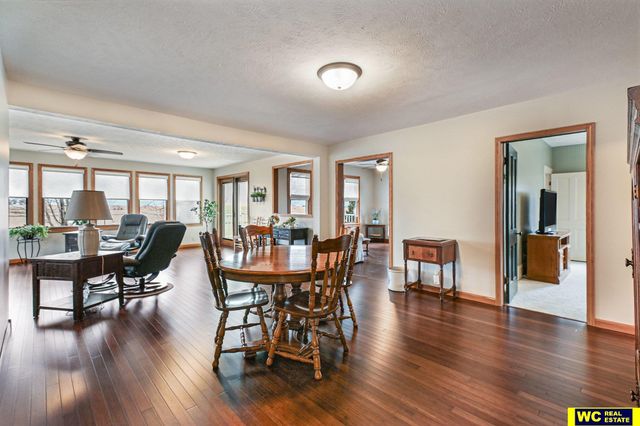 9887 County Road 7, Nickerson, NE 68044