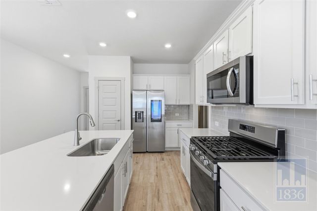 8129 Linnie LN, Austin, TX 78724