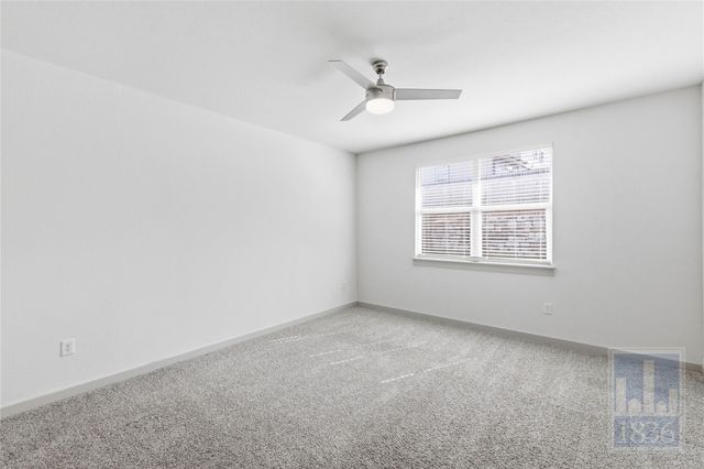 8129 Linnie LN, Austin, TX 78724