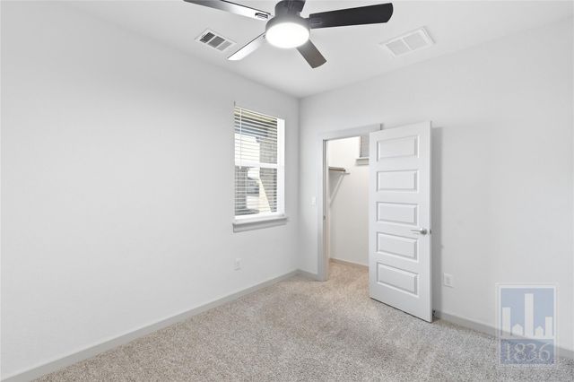 8129 Linnie LN, Austin, TX 78724