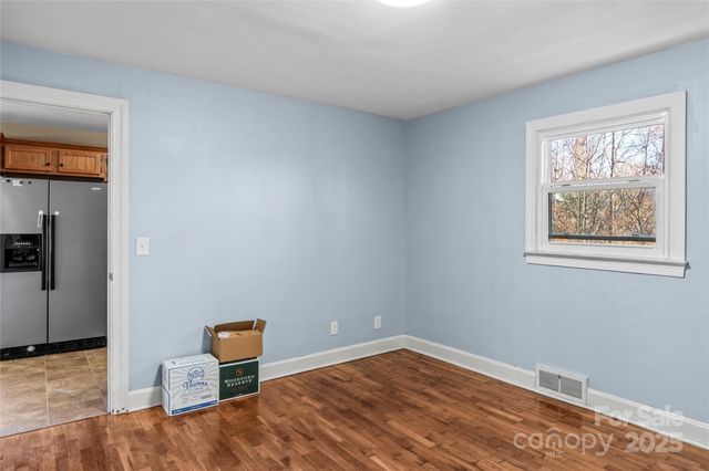 133 South Street 99, Elkin, NC 28621