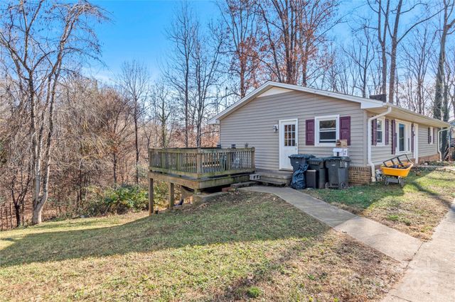 133 South Street 99, Elkin, NC 28621