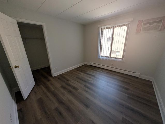 6005 MARSHALL Avenue 8, Chicago Ridge, IL 60415