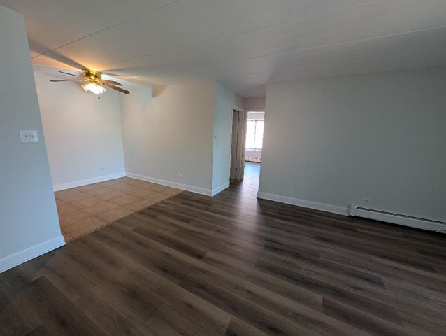 6005 MARSHALL Avenue 8, Chicago Ridge, IL 60415