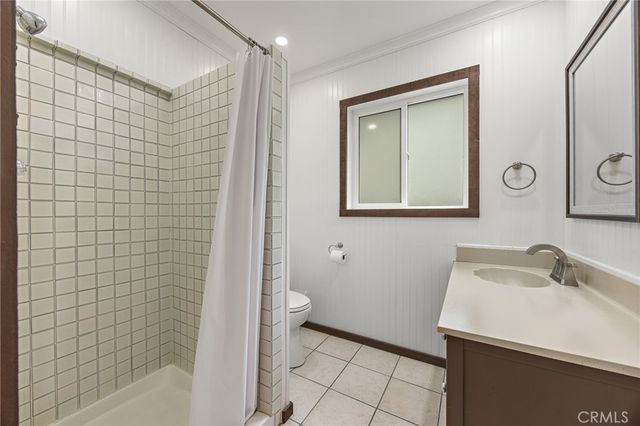 23376 Crestline Road, Crestline, CA 92325